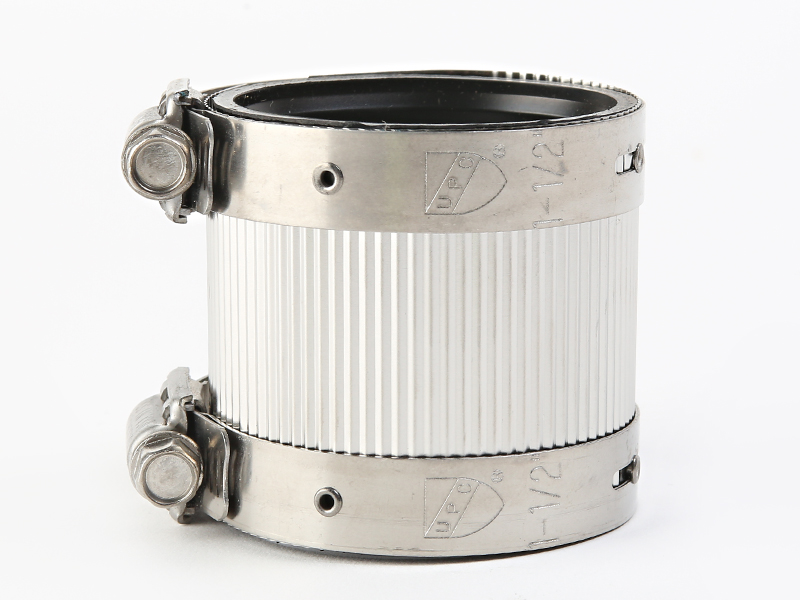 1-1/2 in MJ Coupling, (Lx150-300)